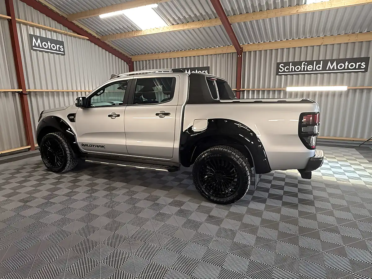 Used 2018 Ford Ranger Wildtrak Silver - Interior and Exterior details 20