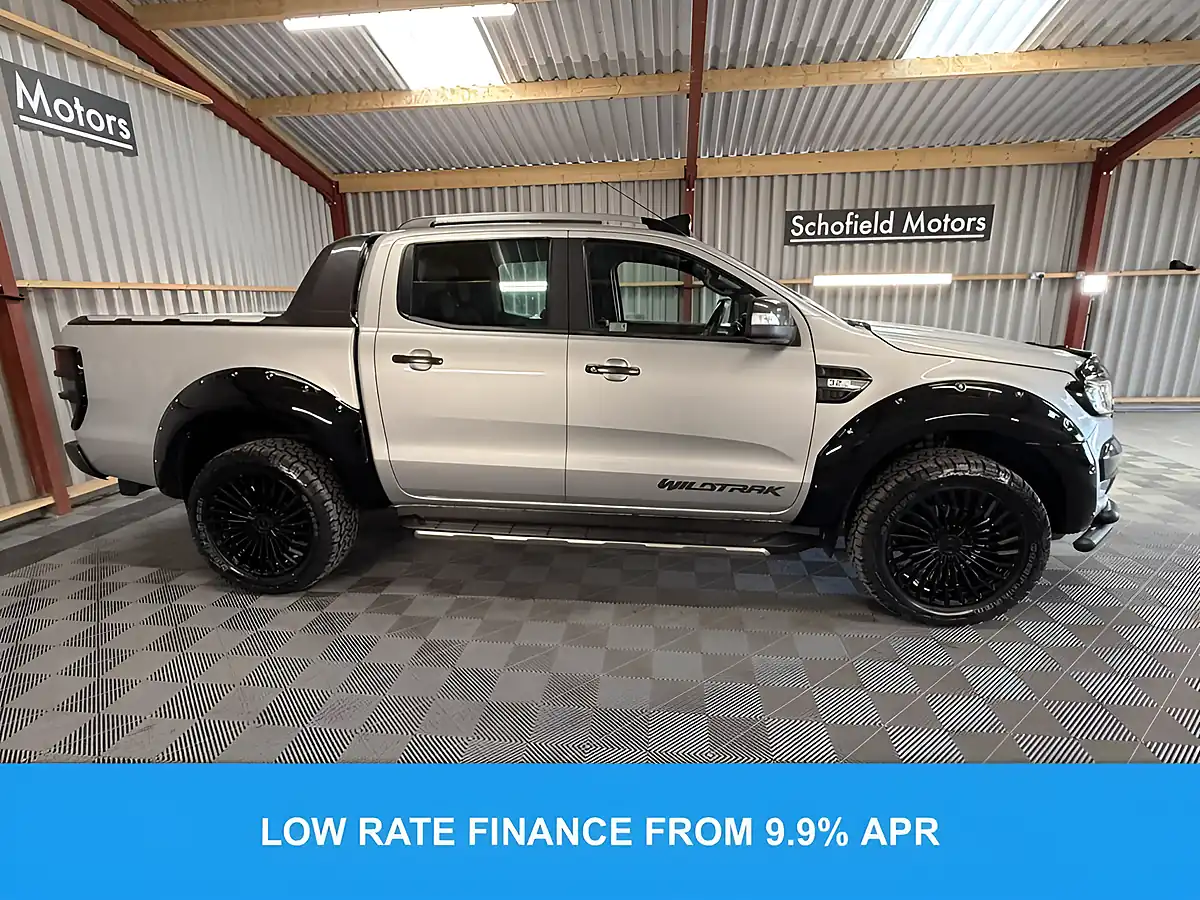 Used 2018 Ford Ranger Wildtrak Silver - Interior and Exterior details 3