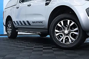 Used 2018 Ford Ranger Wildtrak Silver - Interior and Exterior details 3