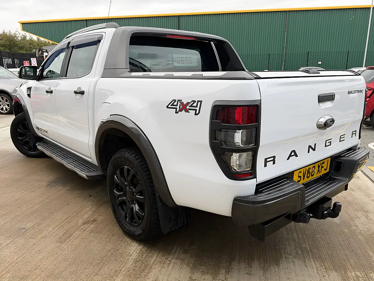 Used 2018 Ford Ranger Wildtrak White - Interior and Exterior details 7