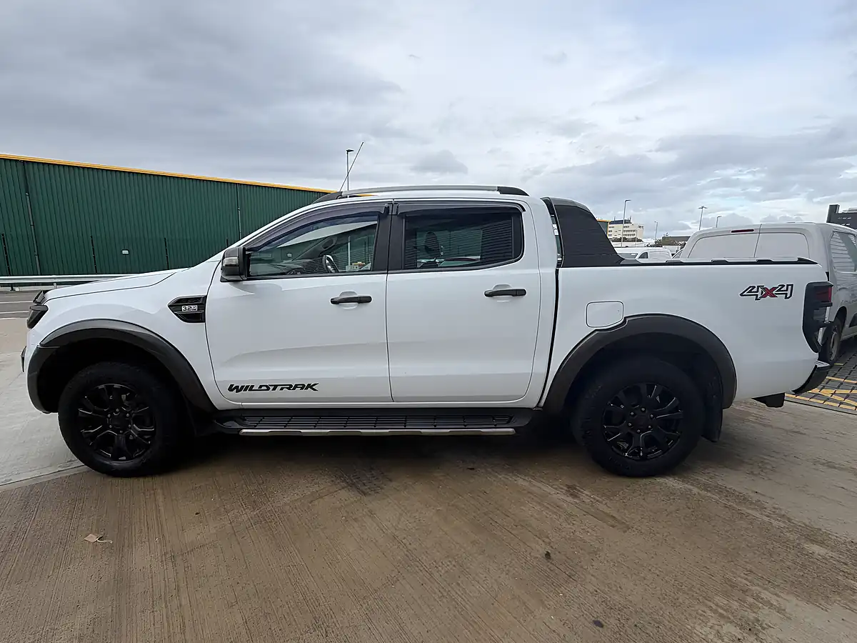 Used 2018 Ford Ranger Wildtrak White - Interior and Exterior details 8