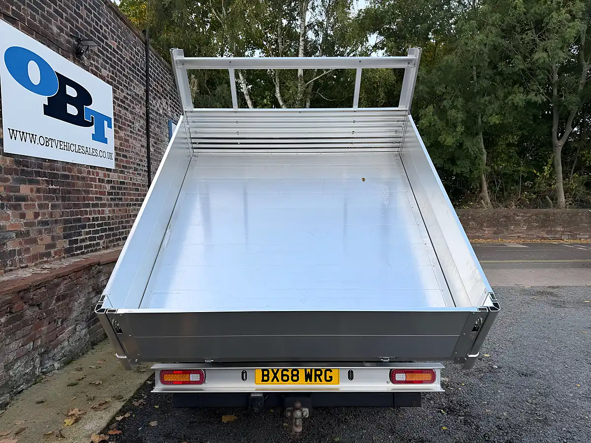 Used 2018 Ford Ranger Xl Extra Cab Tipper Dropside White - Interior and Exterior details 4