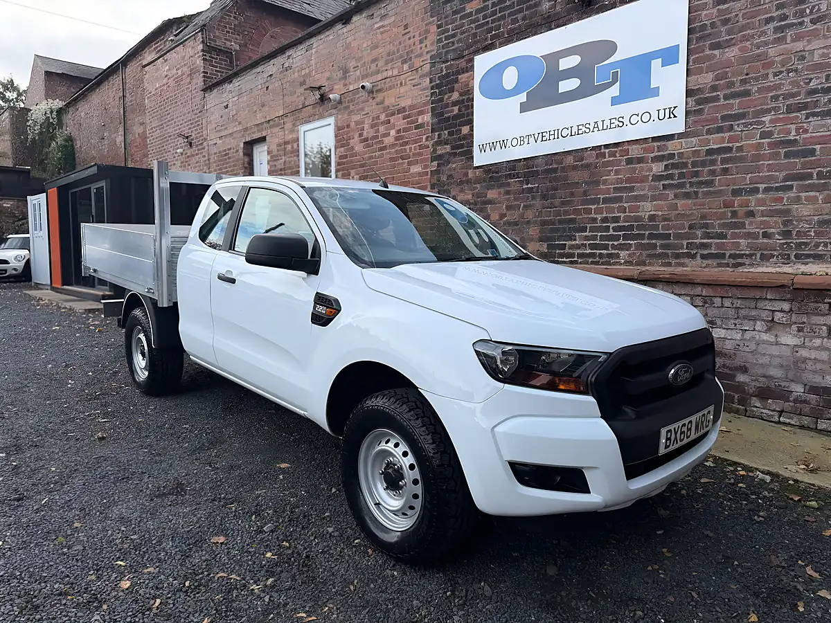 Used 2018 Ford Ranger Xl Extra Cab Tipper Dropside White - Interior and Exterior details 5