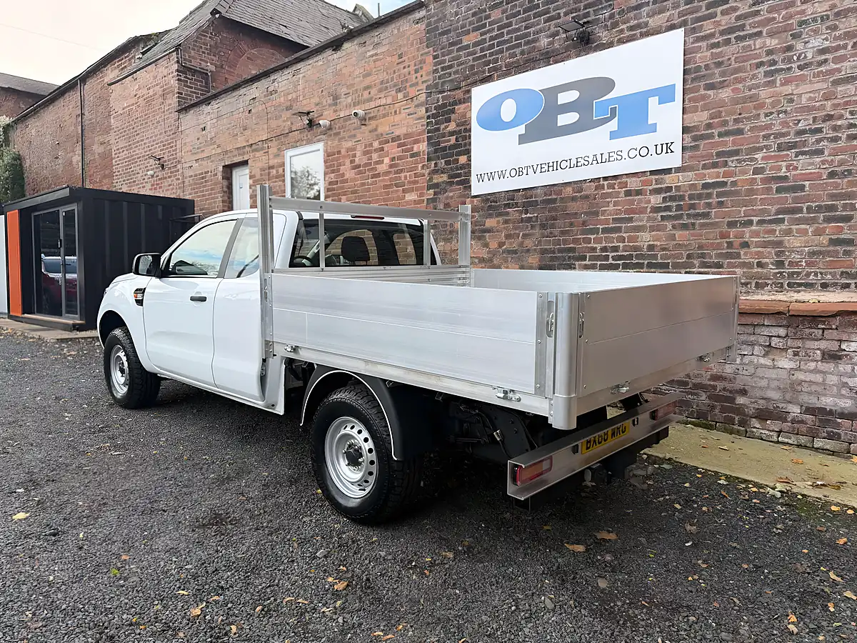 Used 2018 Ford Ranger Xl Extra Cab Tipper Dropside White - Interior and Exterior details 9