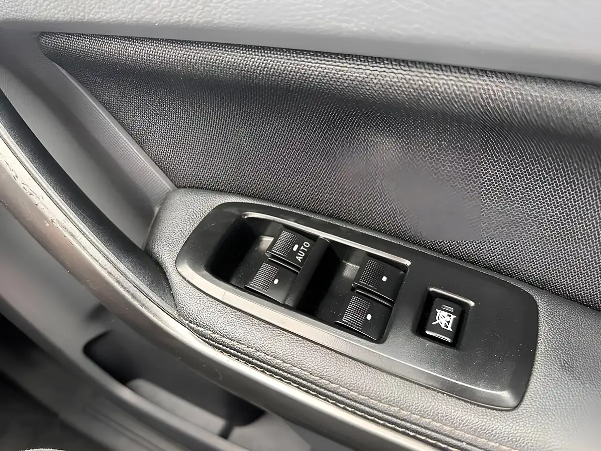 Used 2018 Ford Ranger Xlt White - Interior and Exterior details 18