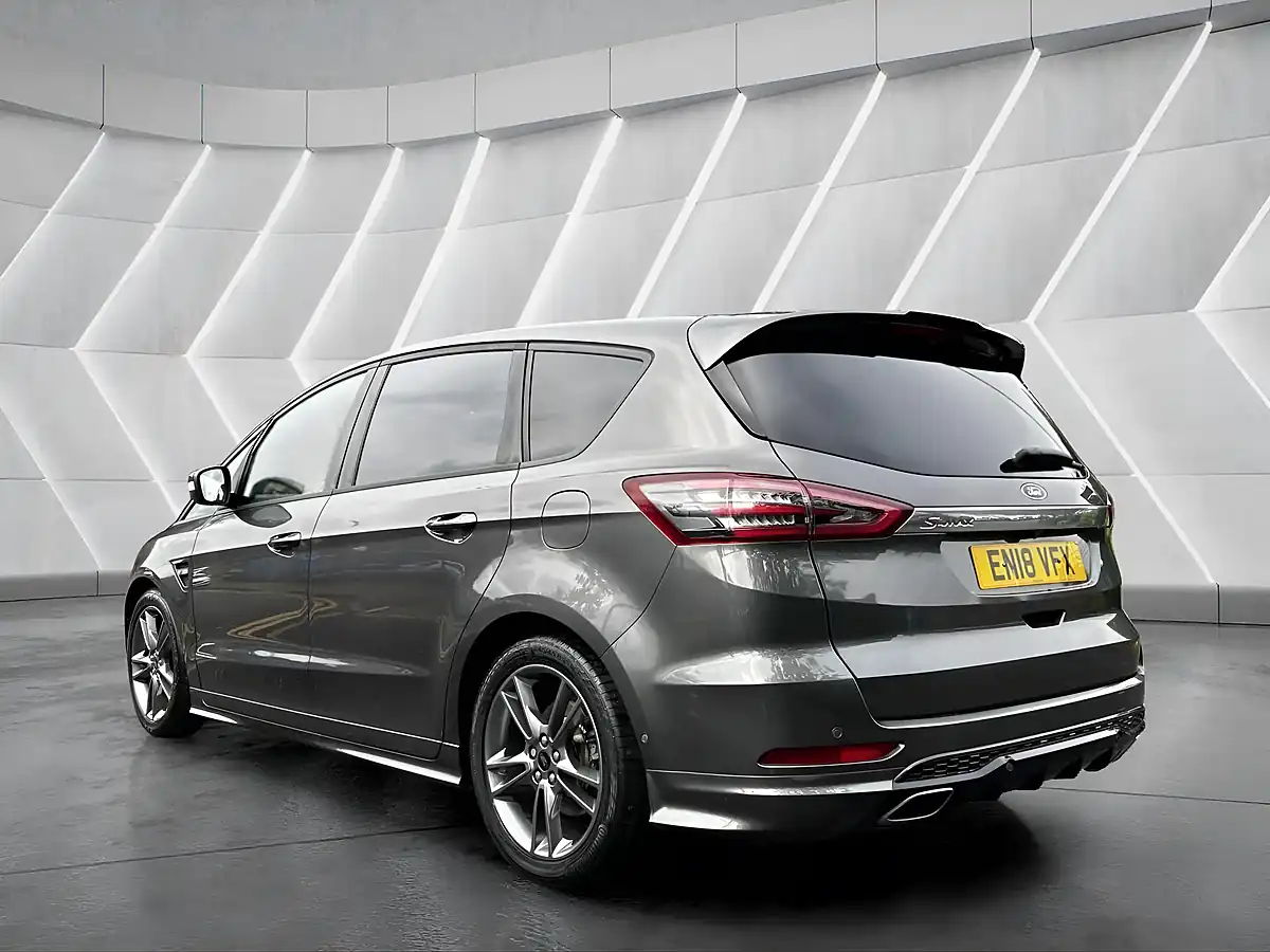 Used 2018 Ford S-Max ST-Line Grey - Interior and Exterior details 9