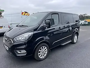 Used 2018 Ford Tourneo Custom Titanium Black - Interior and Exterior details 3