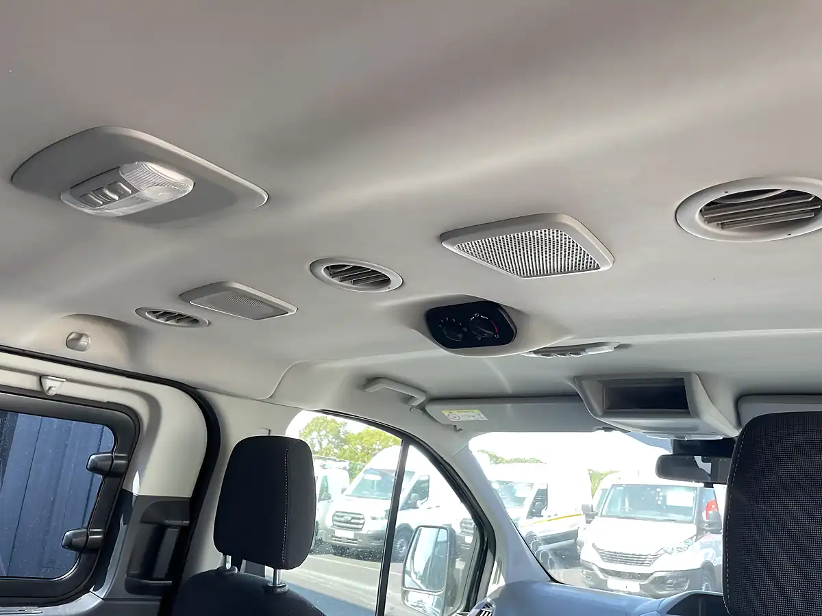Used 2018 Ford Tourneo Custom Titanium Black - Interior and Exterior details 10