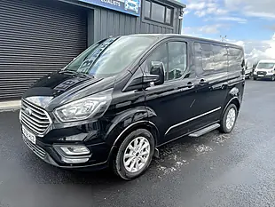 Used 2018 Ford Tourneo Custom Titanium Black - Interior and Exterior details 3