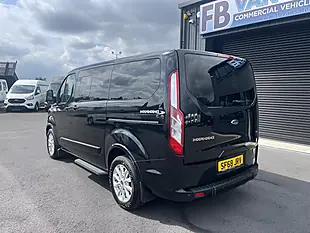 Used 2018 Ford Tourneo Custom Titanium Black - Interior and Exterior details 4