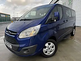 Used 2018 Ford Tourneo Custom Titanium Blue - Interior and Exterior details 2