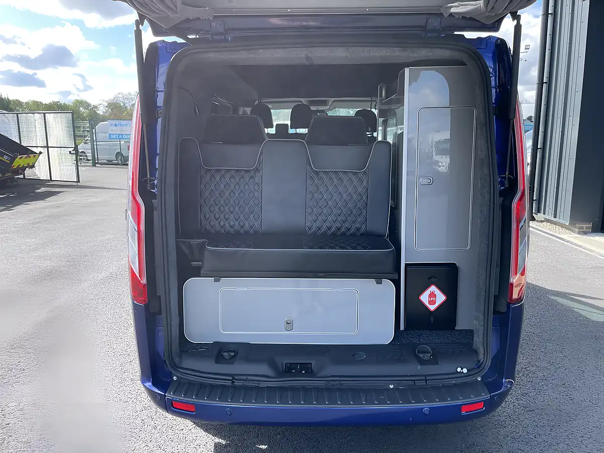 Used 2018 Ford Tourneo Custom Titanium Blue - Interior and Exterior details 18