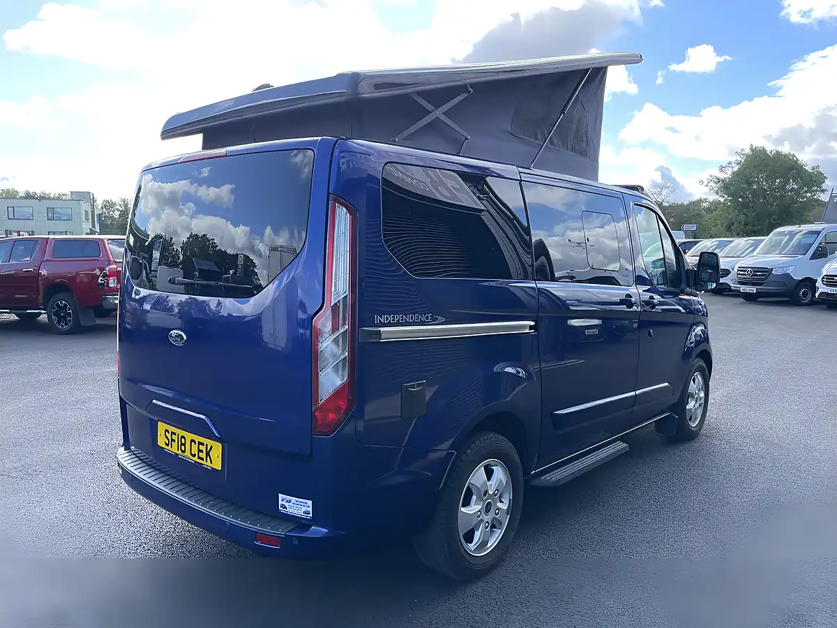 Used 2018 Ford Tourneo Custom Titanium Blue - Interior and Exterior details 3