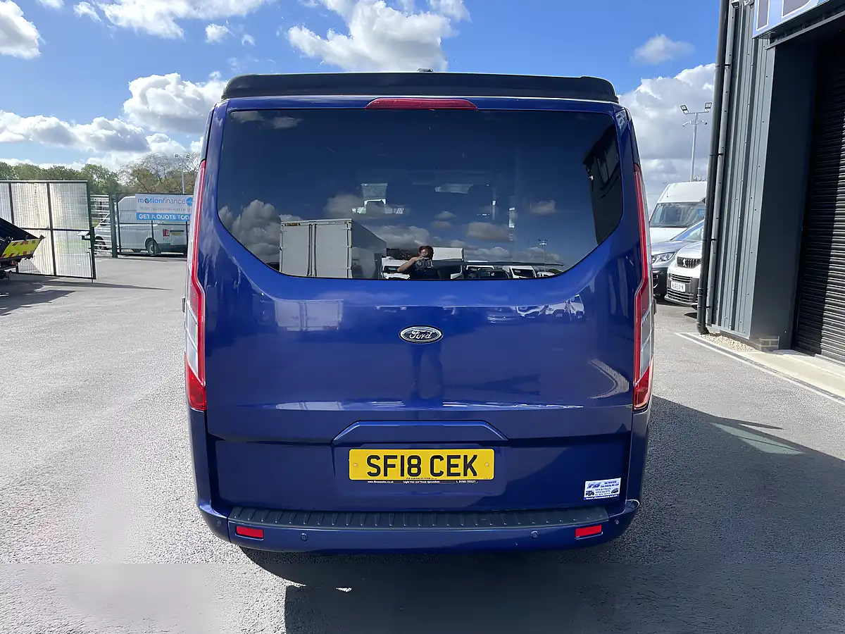 Used 2018 Ford Tourneo Custom Titanium Blue - Interior and Exterior details 9