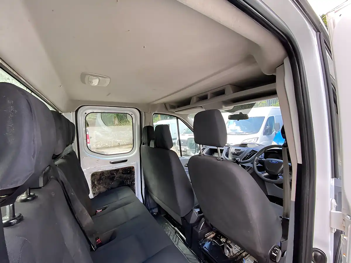 Used 2018 Ford Transit 350 Double Cab Double Tipper L3 White - Interior and Exterior details 17