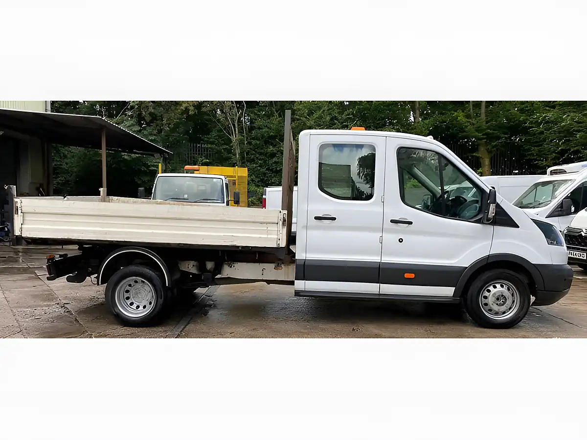 Used 2018 Ford Transit 350 Double Cab Double Tipper L3 White - Interior and Exterior details 4