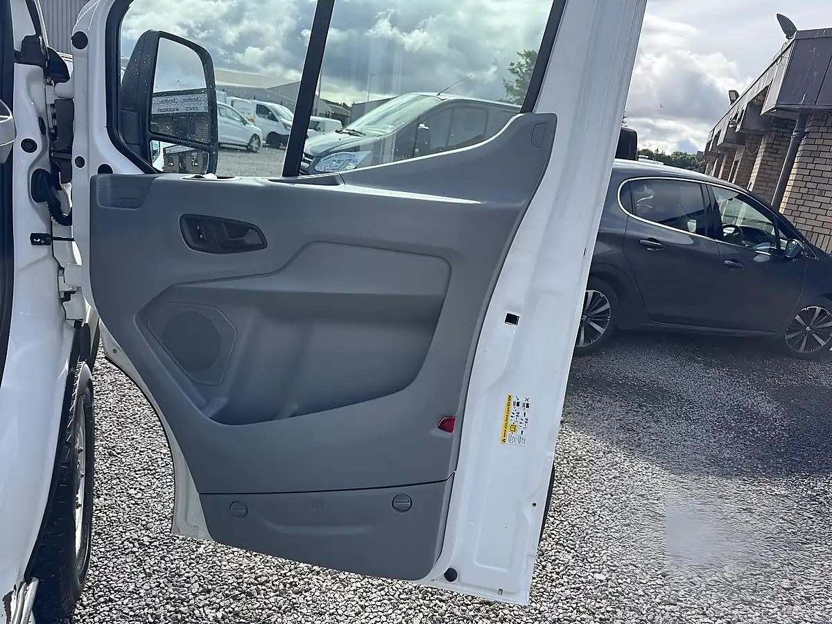 Used 2018 Ford Transit 350 L2 H2 FWD White - Interior and Exterior details 13