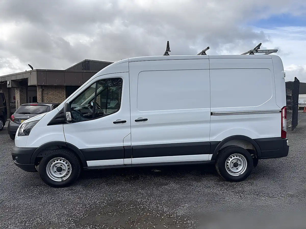 Used 2018 Ford Transit 350 L2 H2 FWD White - Interior and Exterior details 8