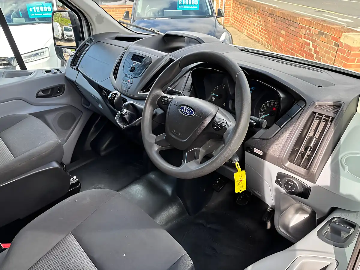 Used 2018 Ford Transit 350 L2 H3 White - Interior and Exterior details 14