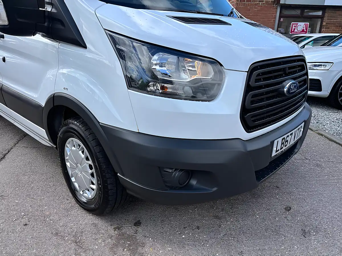 Used 2018 Ford Transit 350 L2 H3 White - Interior and Exterior details 3