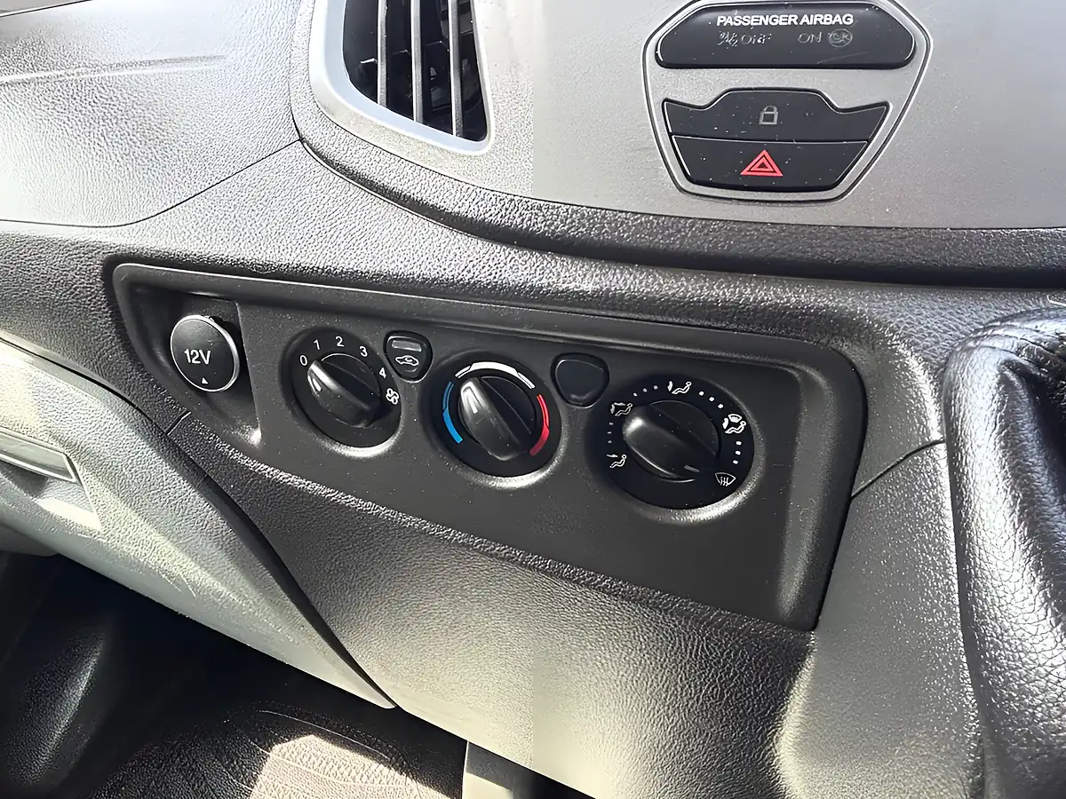 Used 2018 Ford Transit 350 L2 H3 White - Interior and Exterior details 14