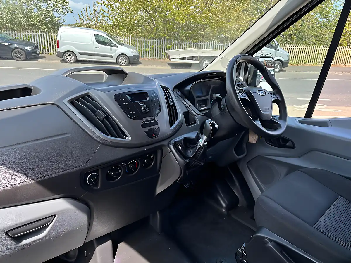 Used 2018 Ford Transit 350 L2 H3 White - Interior and Exterior details 18