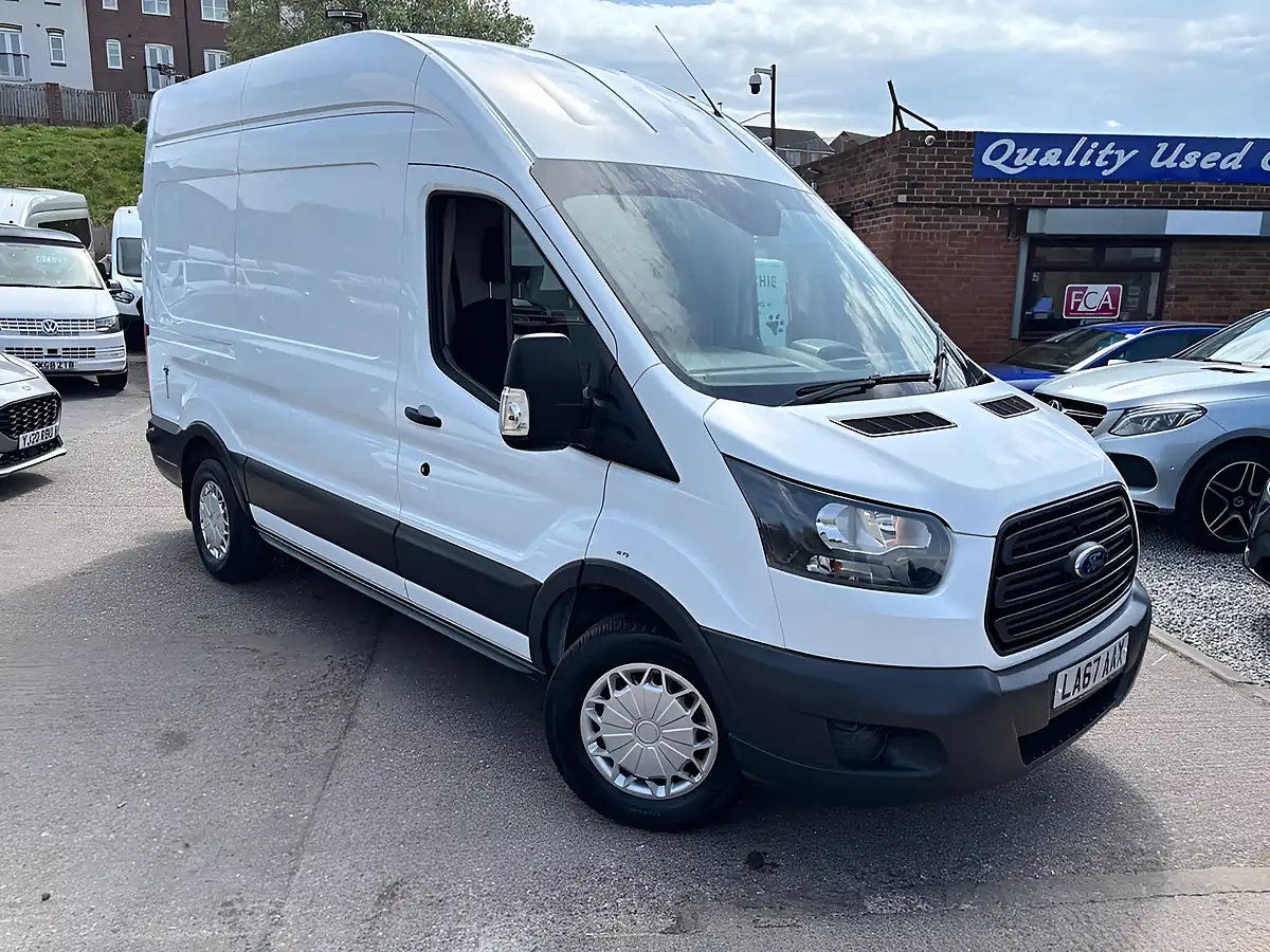 Used 2018 Ford Transit 350 L2 H3 White - Interior and Exterior details 3