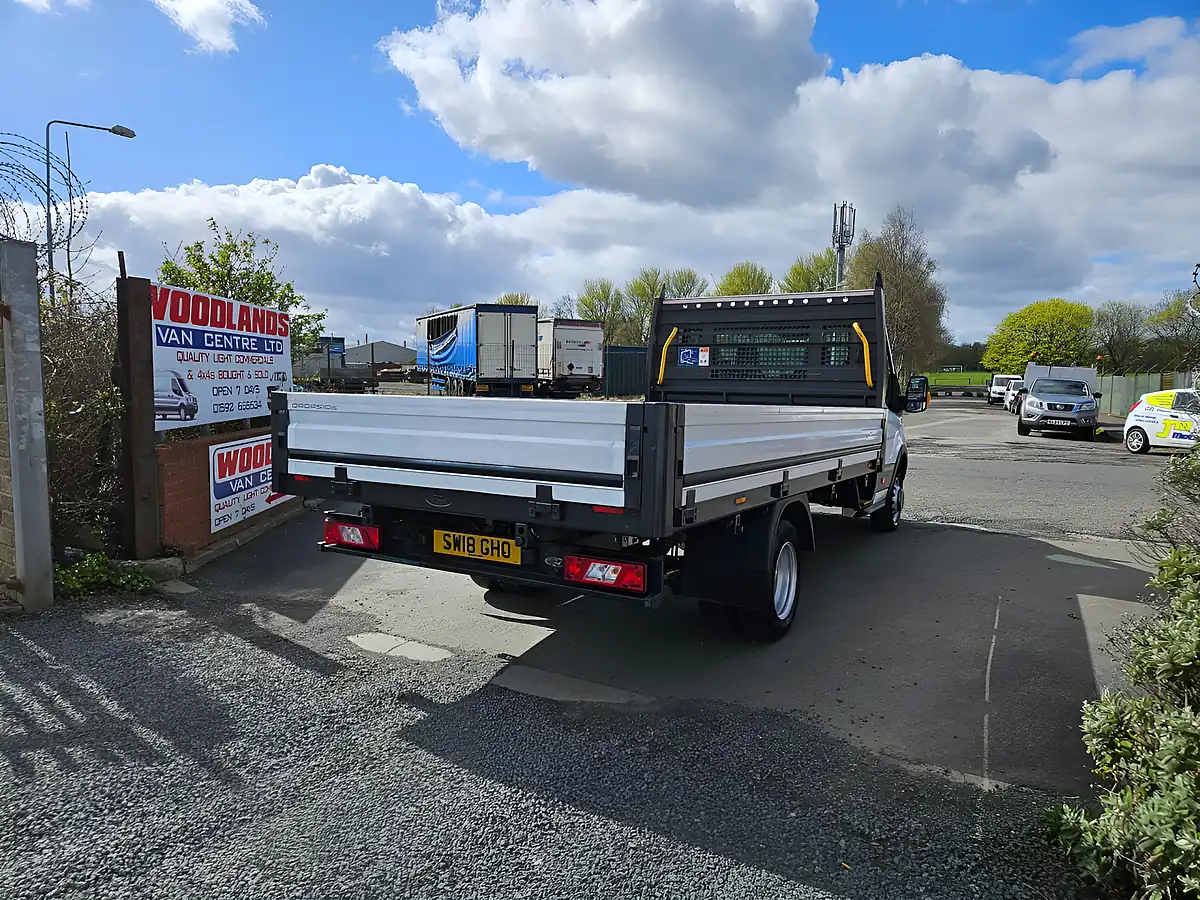 Used 2018 Ford Transit 350 L4H1 Lwb Dropside White - Interior and Exterior details 8