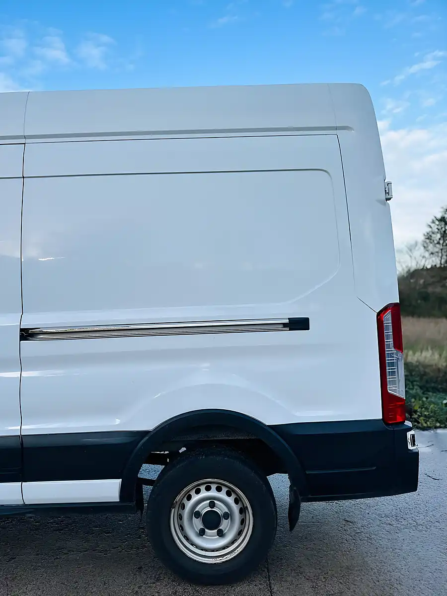 Used 2018 Ford Transit 350 Leader White - Interior and Exterior details 20