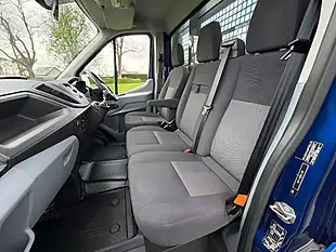 Used 2018 Ford Transit 350 Tipper Deep Impact Blue - Interior and Exterior details 7