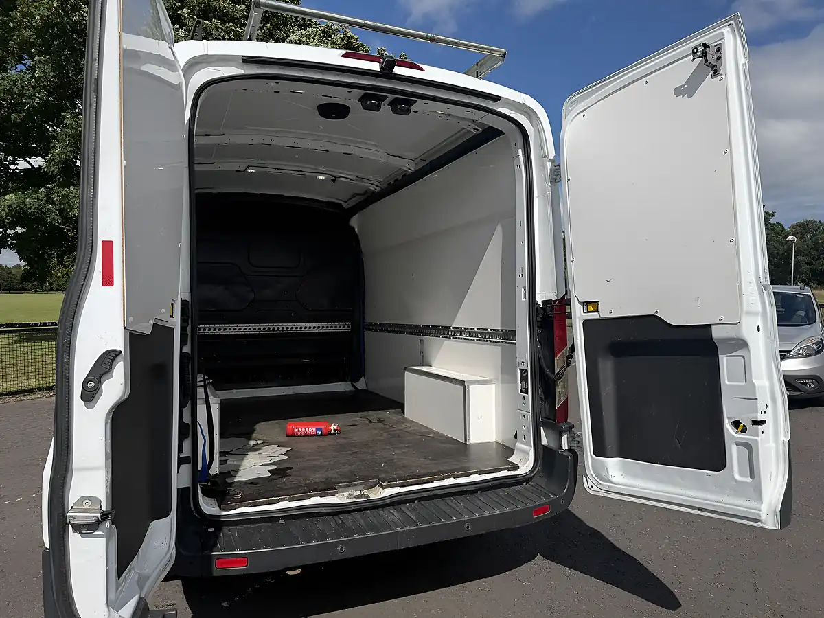 Used 2018 Ford Transit 350 White - Interior and Exterior details 10
