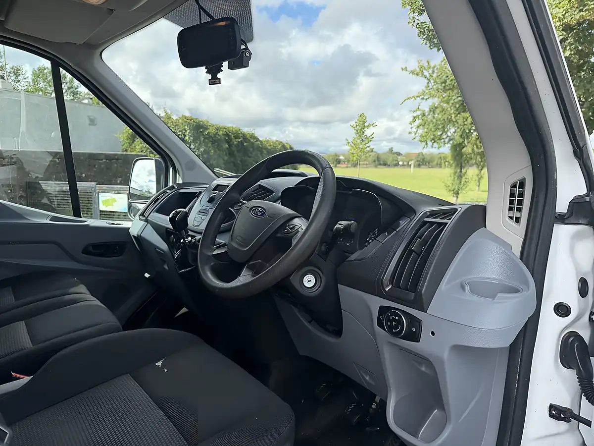 Used 2018 Ford Transit 350 White - Interior and Exterior details 15