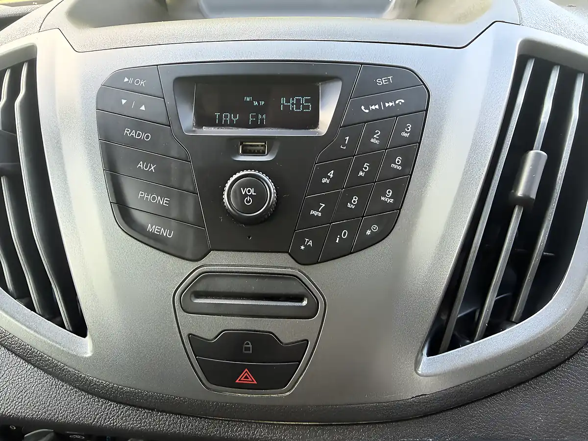 Used 2018 Ford Transit 350 White - Interior and Exterior details 16