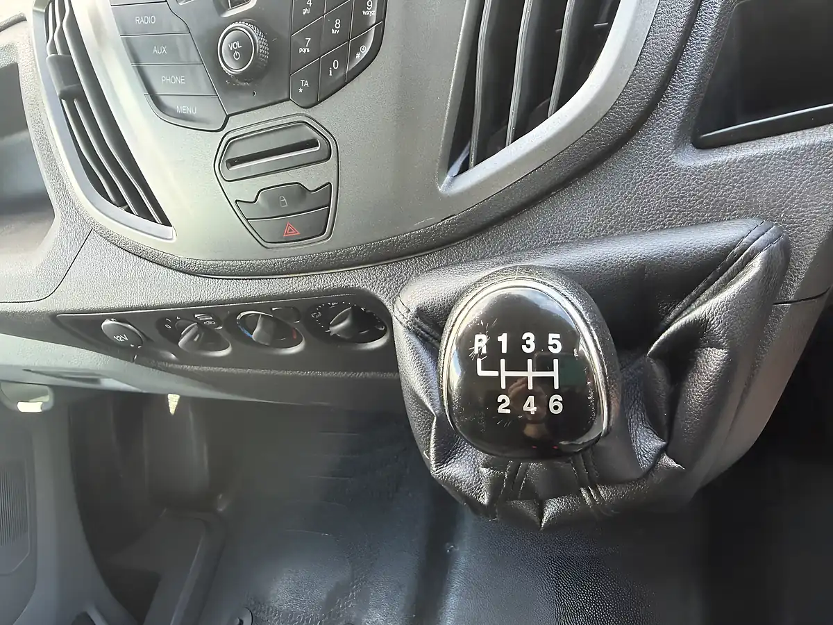 Used 2018 Ford Transit 350 White - Interior and Exterior details 17