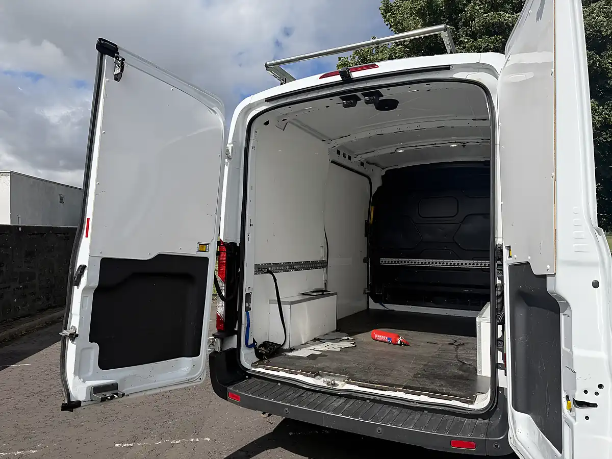 Used 2018 Ford Transit 350 White - Interior and Exterior details 8