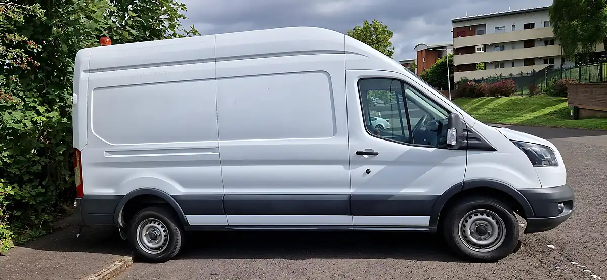 Used 2018 Ford Transit 350 White - Interior and Exterior details 5