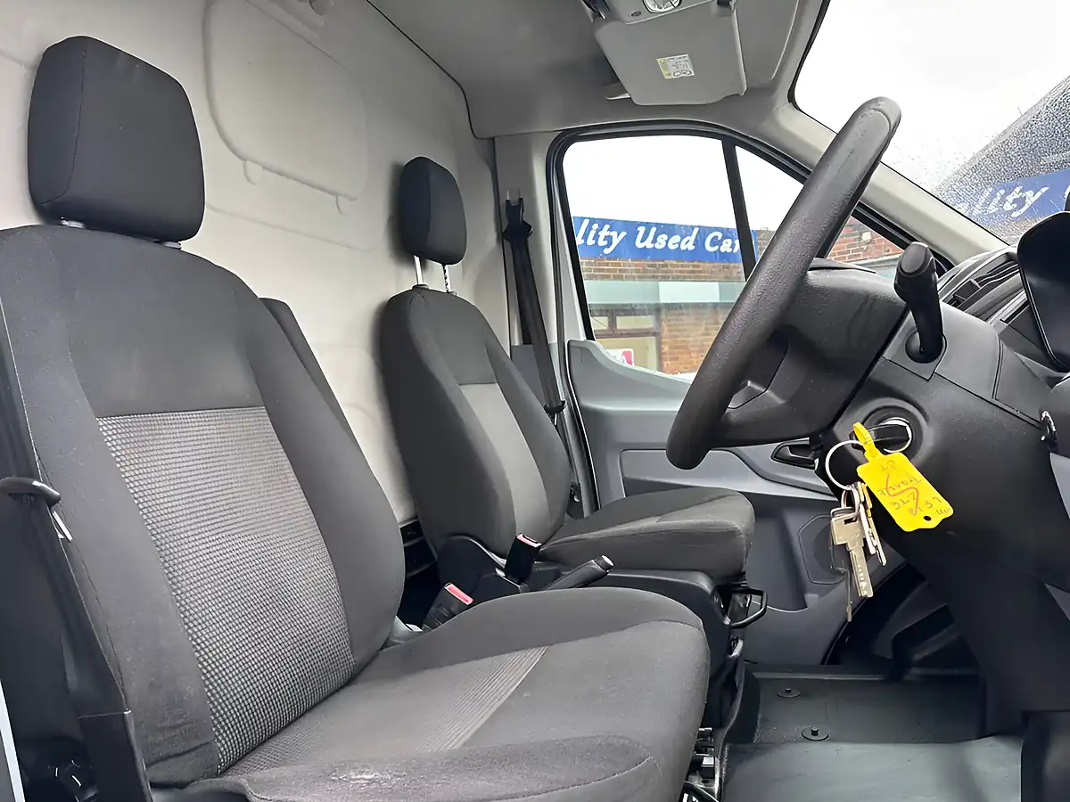 Used 2018 Ford Transit 350 White - Interior and Exterior details 11