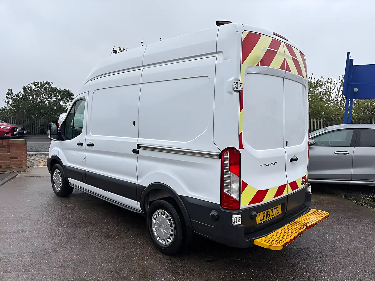 Used 2018 Ford Transit 350 White - Interior and Exterior details 9
