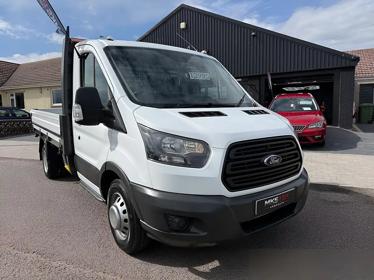 Used 2018 Ford Transit Chassis Cab L2 H1 White - Interior and Exterior details 5