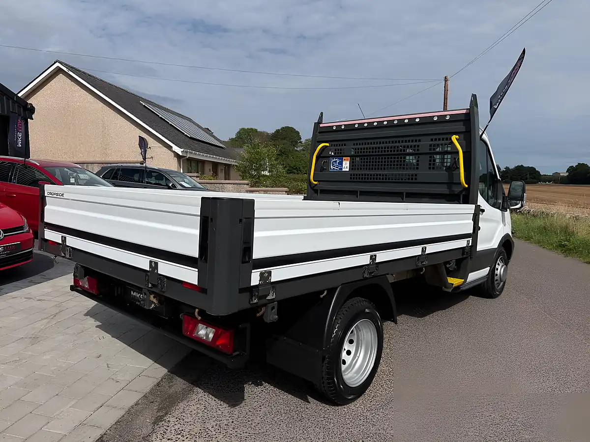 Used 2018 Ford Transit Chassis Cab L2 H1 White - Interior and Exterior details 6