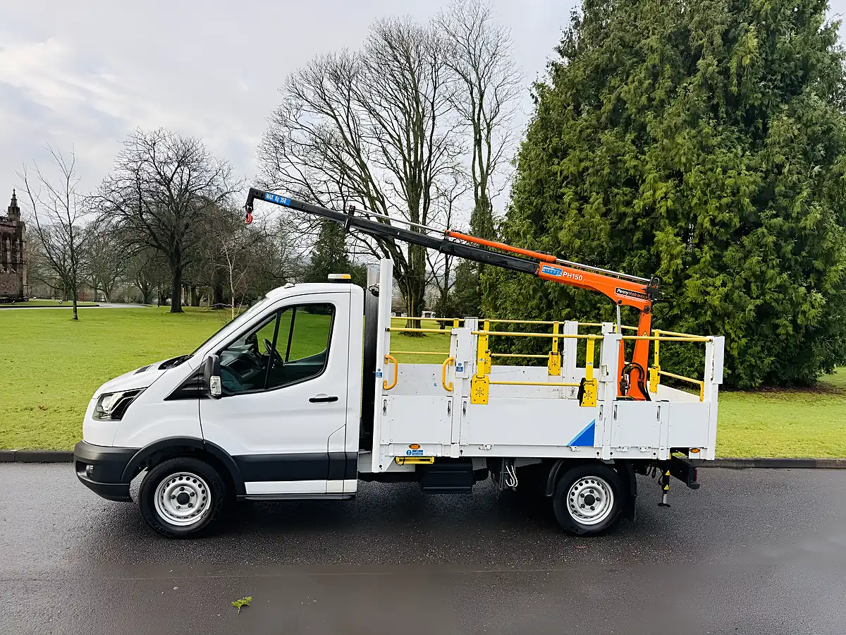 Used 2018 Ford Transit Chassis Cab White - Interior and Exterior details 5