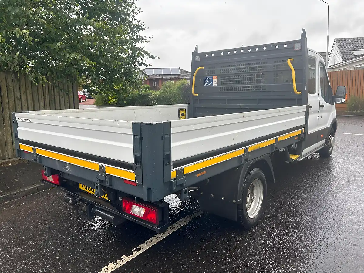 Used 2018 Ford Transit Chassis Cab White - Interior and Exterior details 3