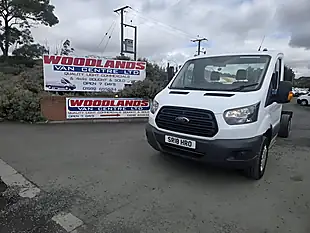 Used 2018 Ford Transit Chassis Cab White - Interior and Exterior details 3