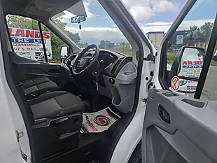 Used 2018 Ford Transit Chassis Cab White - Interior and Exterior details 8
