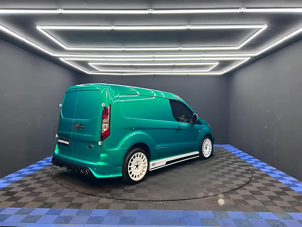 Used 2018 Ford Transit Connect 200 Panel Van White - Interior and Exterior details 11