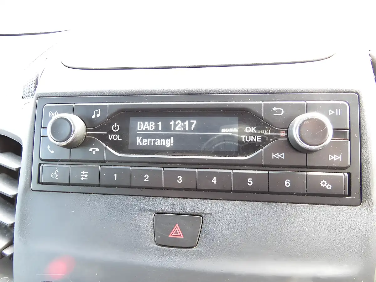 Used 2018 Ford Transit Connect 220 L1 Panel Van White - Interior and Exterior details 14