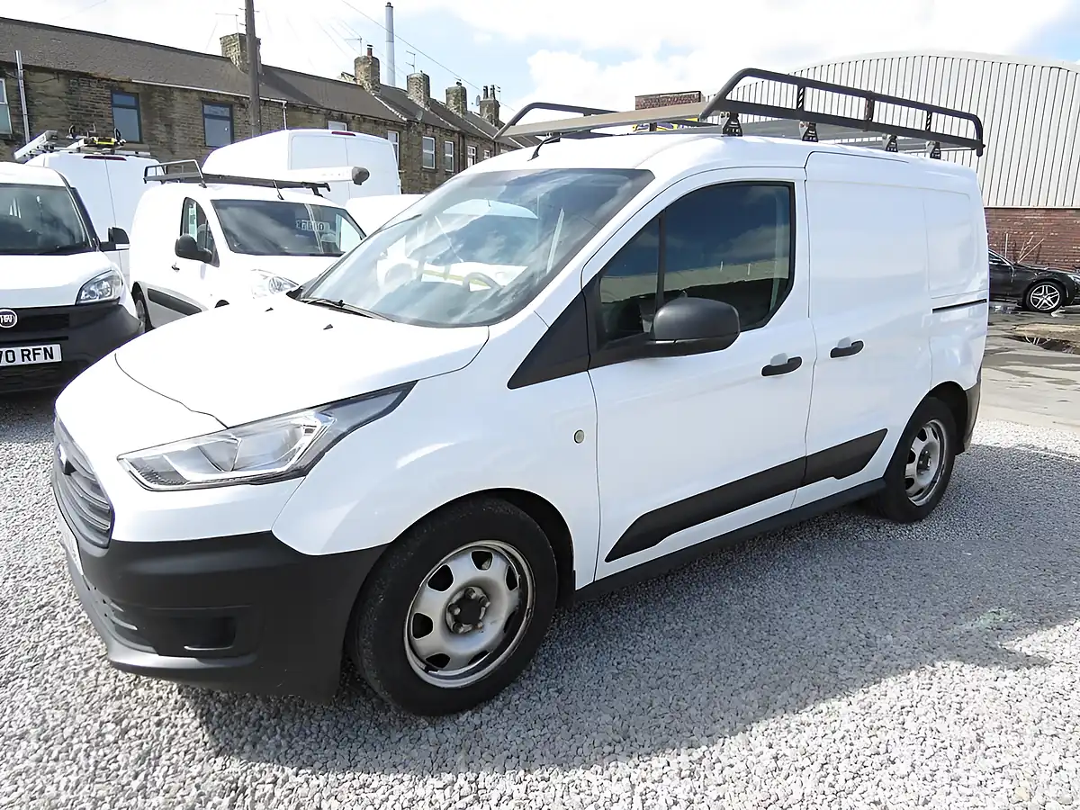 Used 2018 Ford Transit Connect 220 L1 Panel Van White - Interior and Exterior details 4