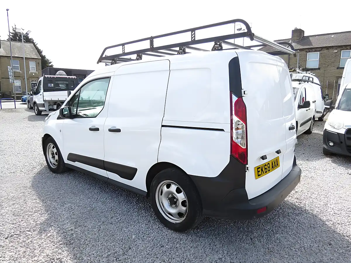 Used 2018 Ford Transit Connect 220 L1 Panel Van White - Interior and Exterior details 7