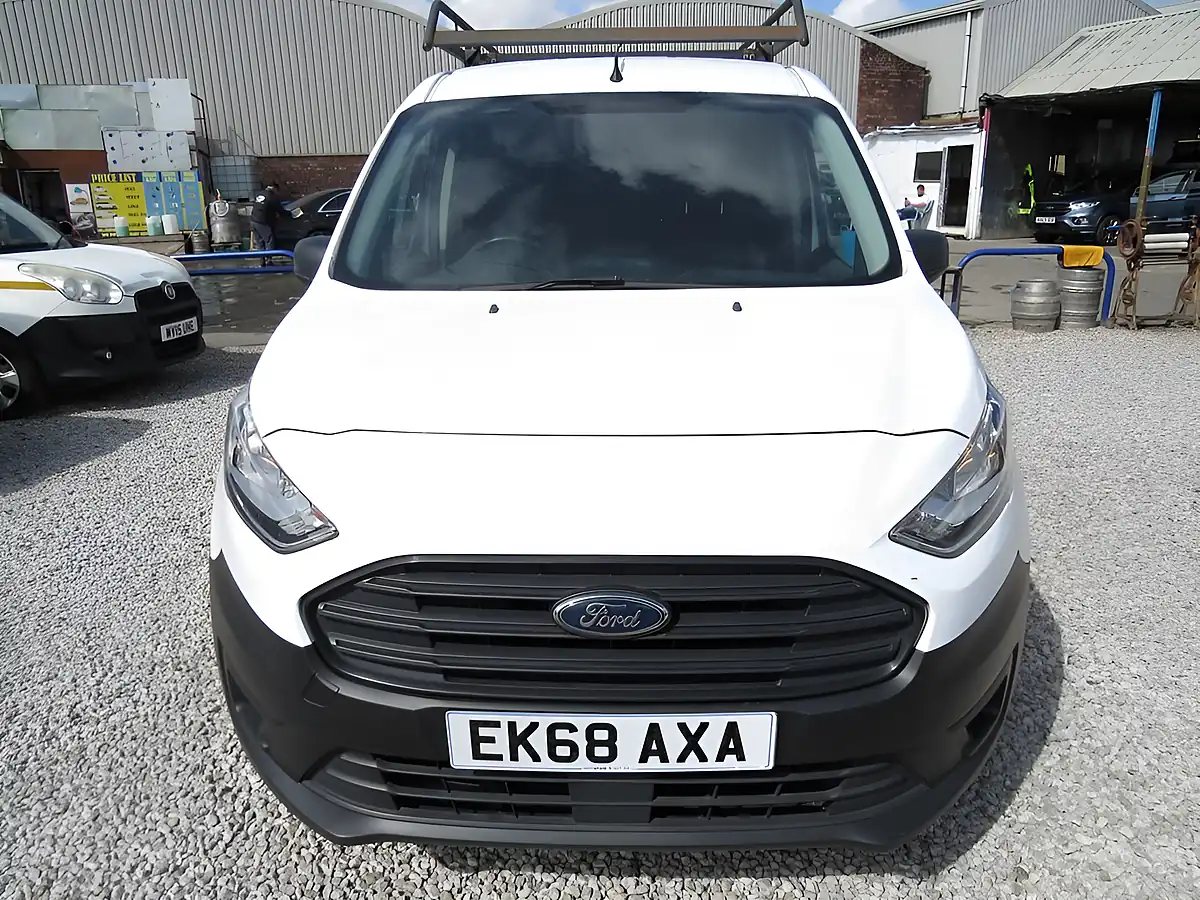 Used 2018 Ford Transit Connect 220 L1 Panel Van White - Interior and Exterior details 9
