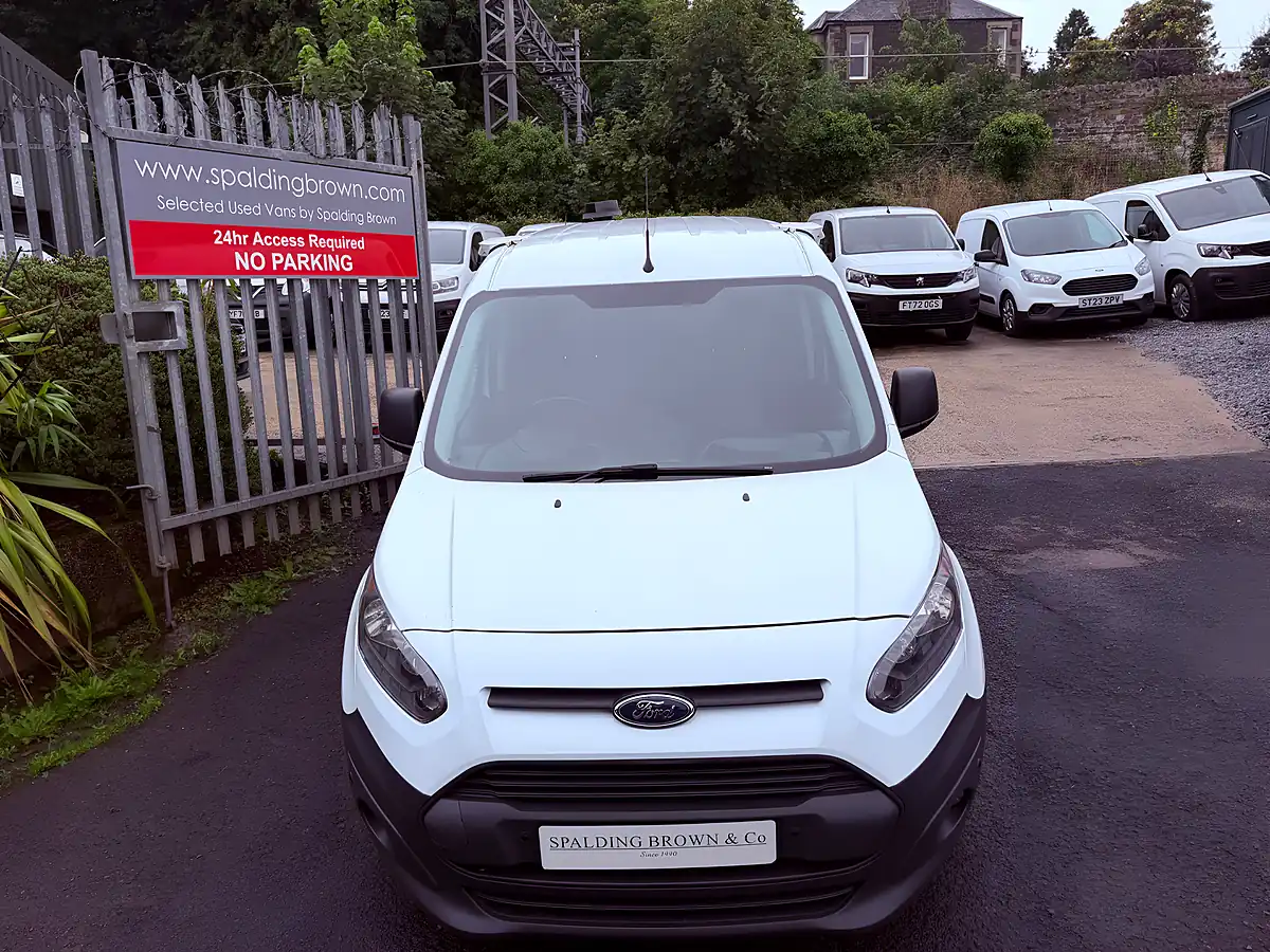 Used 2018 Ford Transit Connect 220 Panel Van L1 H1 White - Interior and Exterior details 8